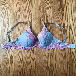 Womens 32D bra from Clair Dr Lune